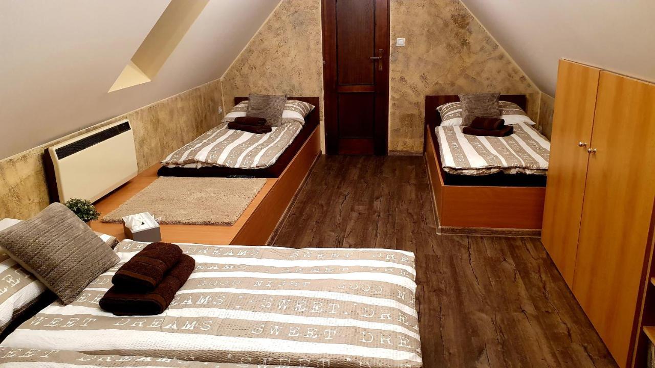 Villa Roubenka Rozkos à Nové Město nad Metují Extérieur photo